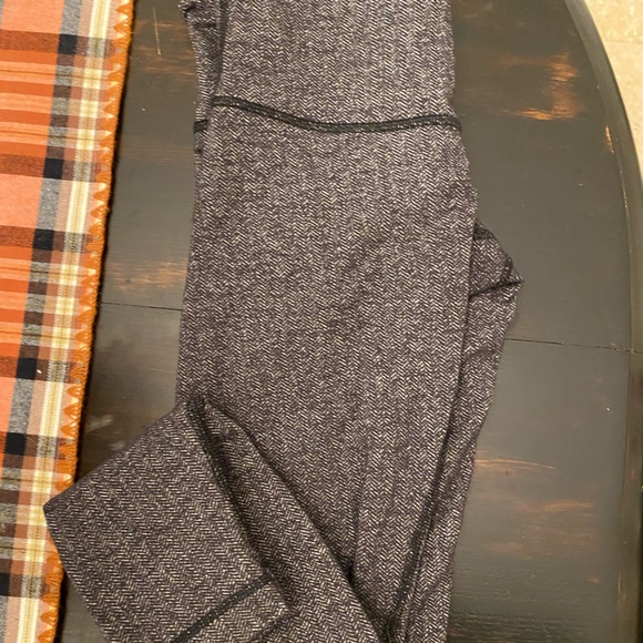 Lululemon leggings size 4! Worn only a handful of time full length and warm! - Picture 2 of 3